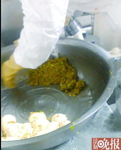 北京部分超市被曝包子摻假 豆制品冒充肉餡，消費(fèi)者權(quán)益誰(shuí)來(lái)保障？